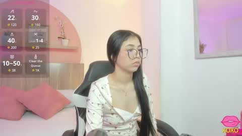 Snapshot of sofi_alix chatting on 18, 6, 2026 S O F I online show from 18, 6, 2026
