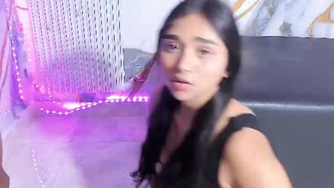 Snapshot of sofi_and_alejo699 chatting on 10, 7, 2026 sofi_and_alejo699 online show from 10, 7, 2026