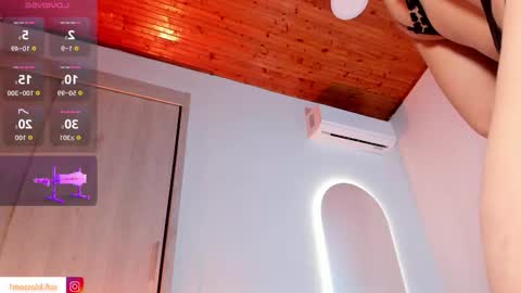 Sofi Blossom  online show from 9, 10, 2025