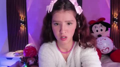sofi_cuttie online show from 16, 11, 2025