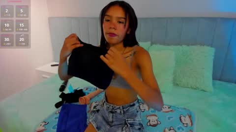 Snapshot of sofi_little2 chatting on 30, 9, 2025 Sofia online show from 30, 9, 2025
