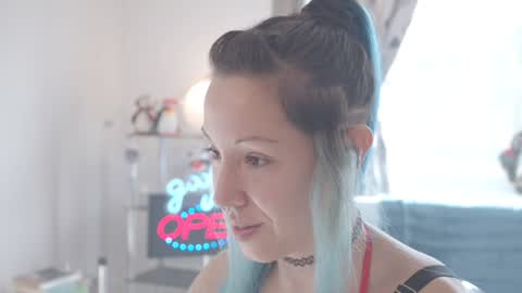 Sofi Mora online show from 31, 12, 2024