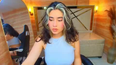 sofi_r_ online show from 4, 12, 2025