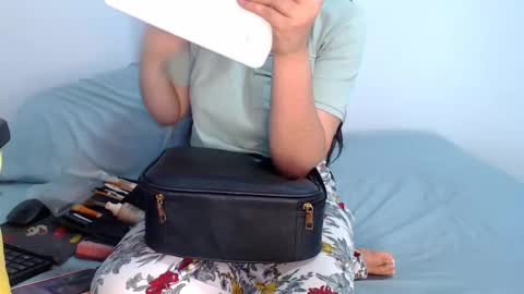 Snapshot of sofi_rojas1 chatting on 24, 11, 2025 sofi rojas online show from 24, 11, 2025