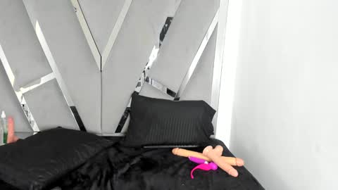 Snapshot of sofia1candyht chatting on 10, 2, 2025 SOFIA online show from 10, 2, 2025