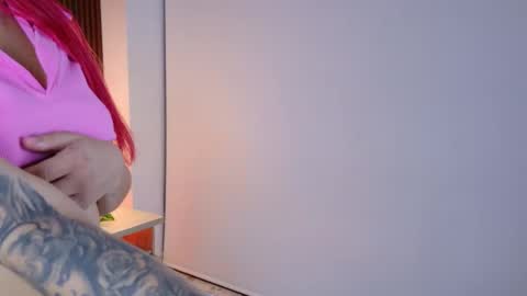 Snapshot of sofia_bgb chatting on 8, 11, 2025 Sofia Arteaga online show from 8, 11, 2025