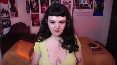 Snapshot of sofia_coolle chatting on 5, 1, 2026 Sofi online show from 5, 1, 2026