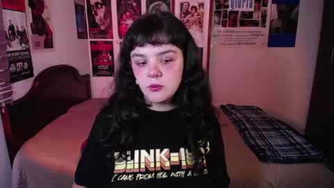 Snapshot of sofia_coolle chatting on 17, 7, 2026 Sofi online show from 17, 7, 2026