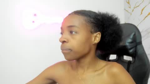 sofia_echeverri online show from 28, 5, 2026