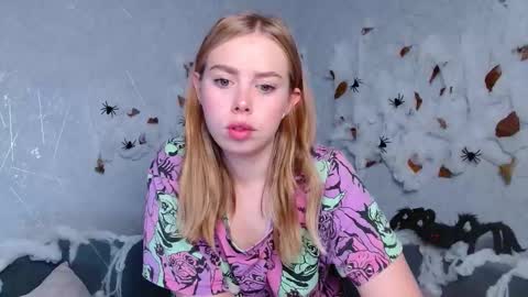 Snapshot of sofia_here chatting on 16, 10, 2025 Sofia here online show from 16, 10, 2025