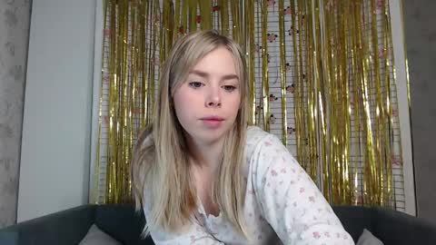 Snapshot of sofia_here chatting on 12, 1, 2026 Sofia here online show from 12, 1, 2026