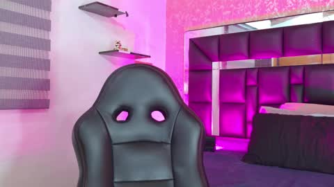 Snapshot of sofia_martinn chatting on 9, 9, 2025 Sofia online show from 9, 9, 2025