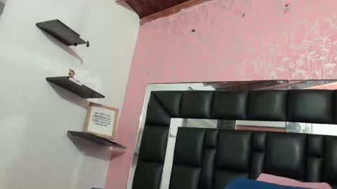 Snapshot of sofia_martinn chatting on 2, 10, 2025 Sofia online show from 2, 10, 2025