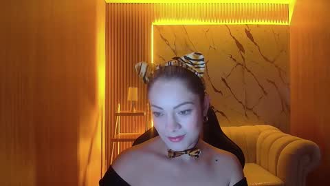 Snapshot of sofia_nova_tf chatting on 5, 2, 2026 sofi online show from 5, 2, 2026