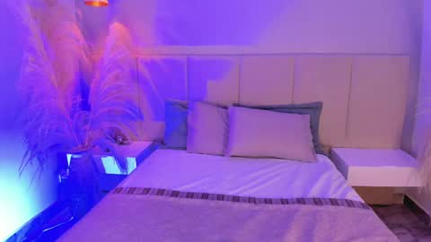 SOFIA PAMELA online show from 27, 2, 2025