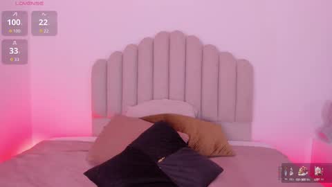 SOFIA PAMELA online show from 4, 10, 2025