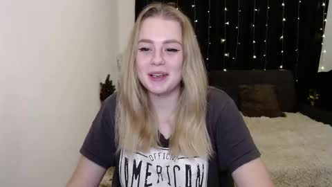 Snapshot of sofia_rosemary chatting on 23, 12, 2024 sofia_rosemary online show from 23, 12, 2024