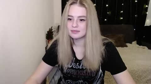 Snapshot of sofia_rosemary chatting on 24, 12, 2024 sofia_rosemary online show from 24, 12, 2024