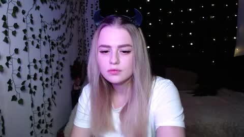 Snapshot of sofia_rosemary chatting on 25, 2, 2025 sofia_rosemary online show from 25, 2, 2025