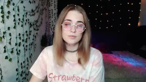 Snapshot of sofia_rosemary chatting on 18, 9, 2025 sofia_rosemary online show from 18, 9, 2025