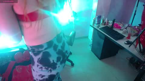 Snapshot of sofia_rosii chatting on 31, 12, 2024 Sofia online show from 31, 12, 2024