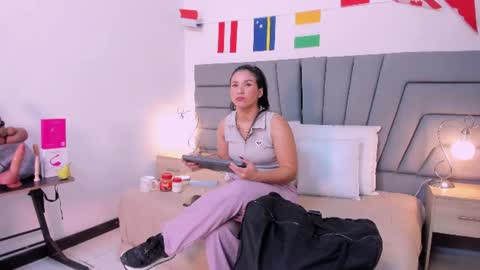      online show from 15, 7, 2026