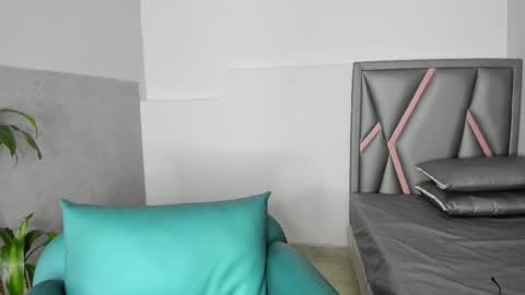 Sofa online show from 26, 9, 2025