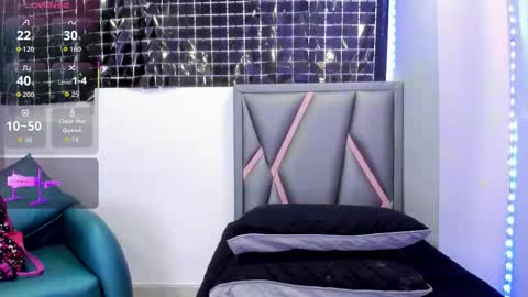 Sofa online show from 23, 11, 2025