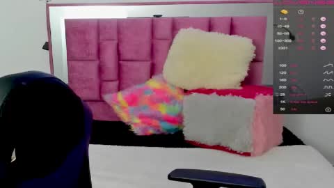 Snapshot of sofiaa_latiin chatting on 5, 3, 2025 sofia online show from 5, 3, 2025