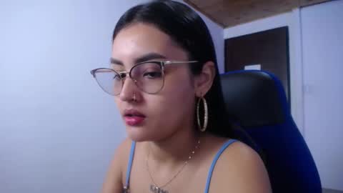 Snapshot of sofiaasexy19 chatting on 10, 10, 2025 Sofia online show from 10, 10, 2025