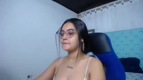 Snapshot of sofiaasexy19 chatting on 16, 10, 2025 Sofia online show from 16, 10, 2025