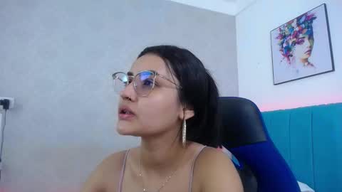 Snapshot of sofiaasexy19 chatting on 25, 11, 2025 Sofia online show from 25, 11, 2025