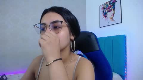 Snapshot of sofiaasexy19 chatting on 28, 11, 2025 Sofia online show from 28, 11, 2025