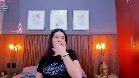 Snapshot of sofiabuitrago chatting on 4, 7, 2026 sofi online show from 4, 7, 2026