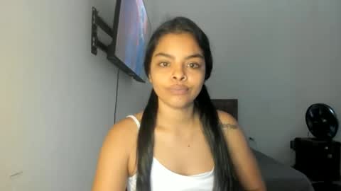 Snapshot of sofiacandy17 chatting on 13, 11, 2025 Danna Sofia online show from 13, 11, 2025