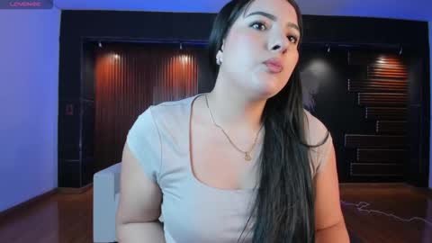 Sofia caramel online show from 26, 10, 2025