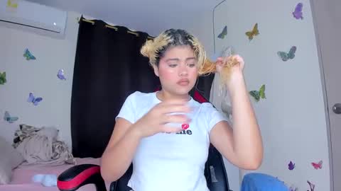 sofiacastillo01 online show from 21, 9, 2025