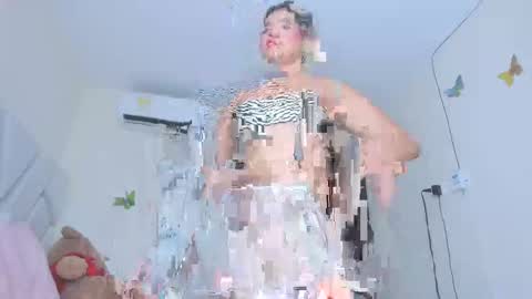sofiacastillo01 online show from 25, 4, 2026