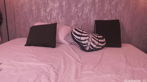 Snapshot of sofiachic chatting on 13, 11, 2025 Sofia online show from 13, 11, 2025