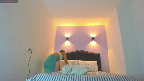 Snapshot of sofiaclaus_19 chatting on 3, 11, 2025 Sofia online show from 3, 11, 2025