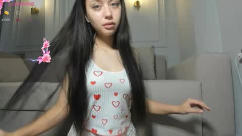 Snapshot of sofie__xoxo chatting on 27, 10, 2025 sofie__xoxo online show from 27, 10, 2025