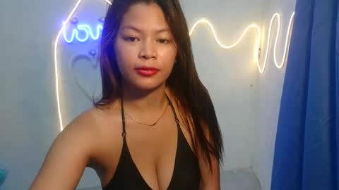 sofie_loorexx online show from 15, 4, 2026