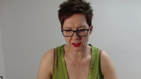 Sofie Velvet online show from 6, 1, 2026