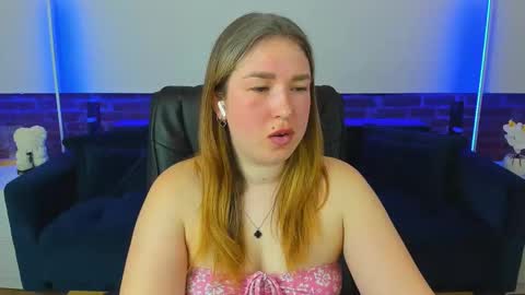 sofii_darling online show from 17, 3, 2026