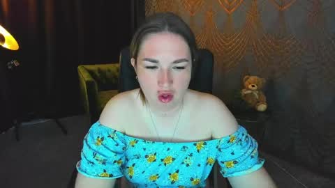 Snapshot of sofii_darling chatting on 5, 5, 2026 sofii_darling online show from 5, 5, 2026