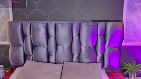 Snapshot of sofii_jones chatting on 11, 10, 2025 sofii_jones online show from 11, 10, 2025