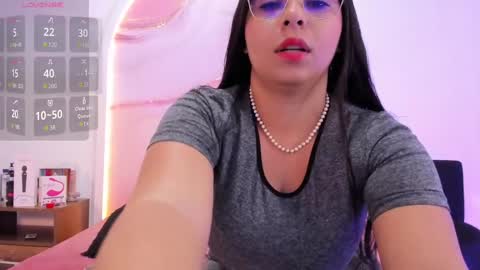 Snapshot of sofii_lopezz chatting on 26, 9, 2025 Sofii Lopezz online show from 26, 9, 2025