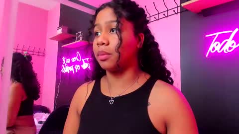 sofiifox online show from 11, 3, 2025