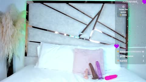 sofijohnsonx online show from 5, 3, 2025