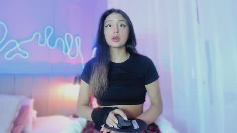 Snapshot of sofly_s chatting on 6, 11, 2025 Sofi online show from 6, 11, 2025